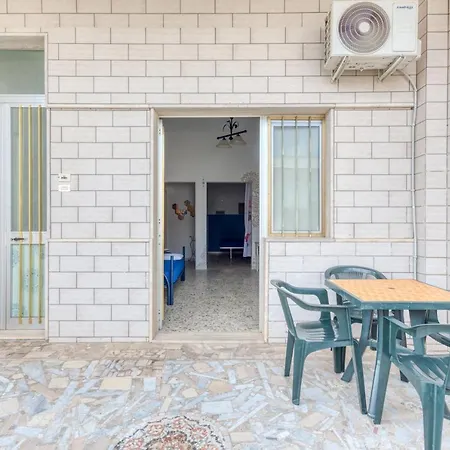 Cod 272 Piano Terra A 50m Dal Mare Torre Mozza